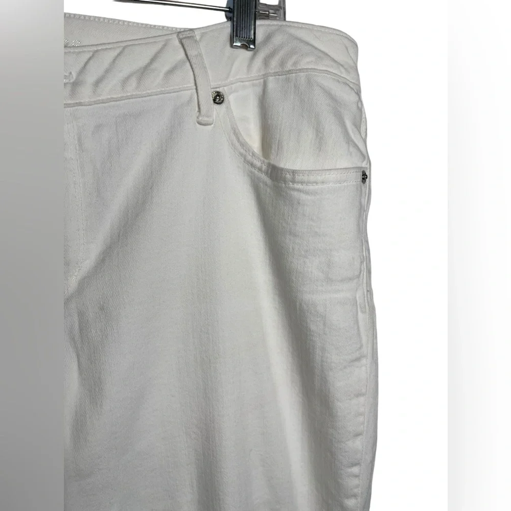 Michael Kors‎ jeans size 14 white stretch cropped frayed ankle jeans 💙💙